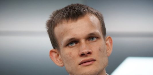 Vitalik Buterin: pády kryptomien ako Terra sú pre kryptomeny len dobré. Prečo?
