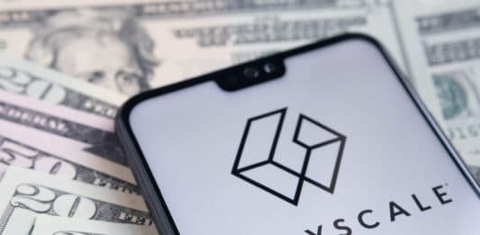 Grayscale naďalej bojuje